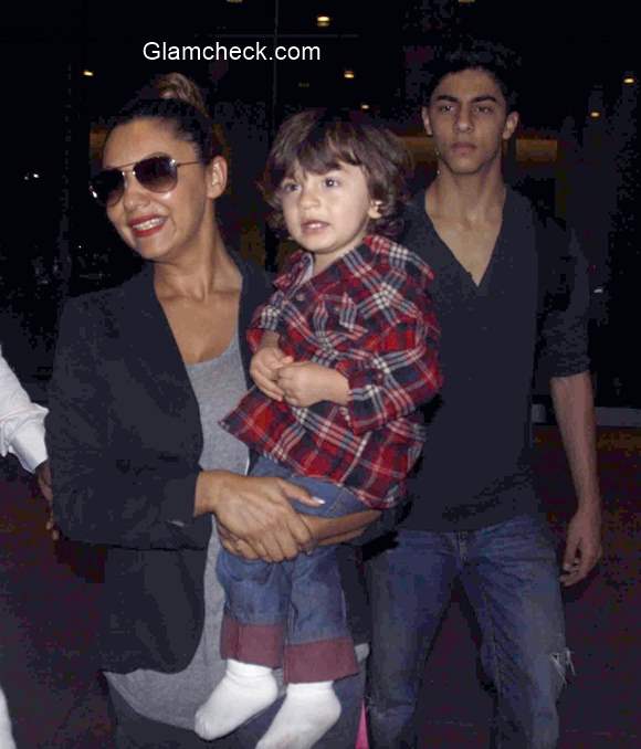 Sharukh Khan son AbRam and Aryan