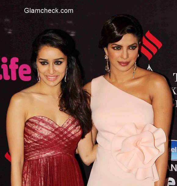 Shraddha Kapoor and Priyanka Chopra at the 21st Annual Life OK Screen Awards