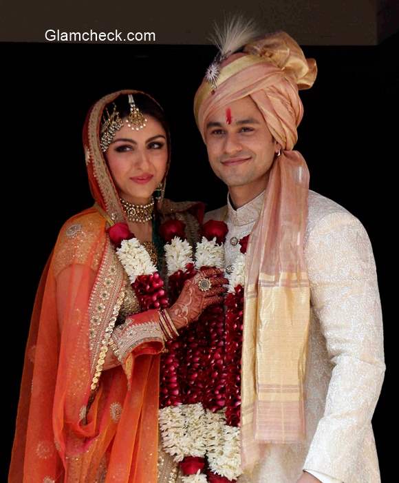 Soha Ali Khan and Kunal Khemu Wedding Pictures