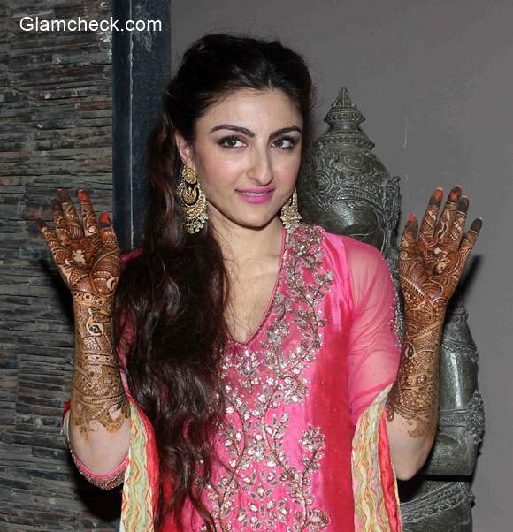 Soha Ali Khan mehendi ceremony