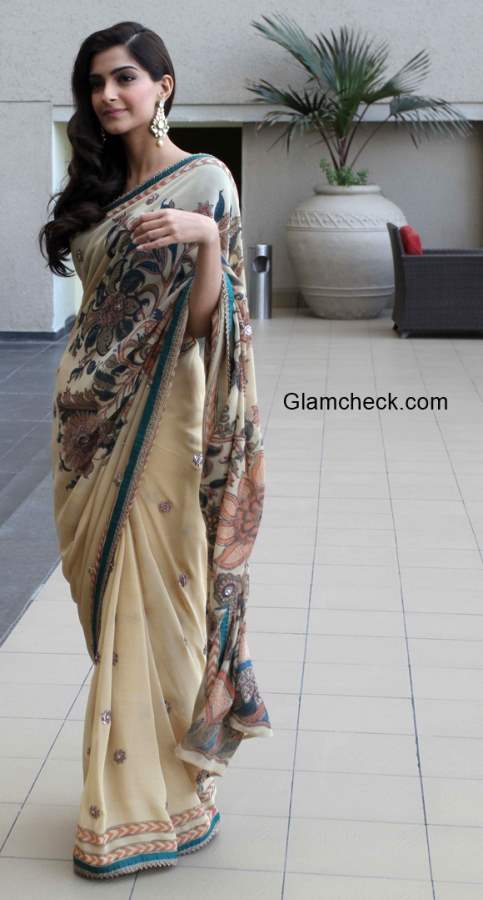 Sonam Kapoor in Anuradha Vakil Saree 2015