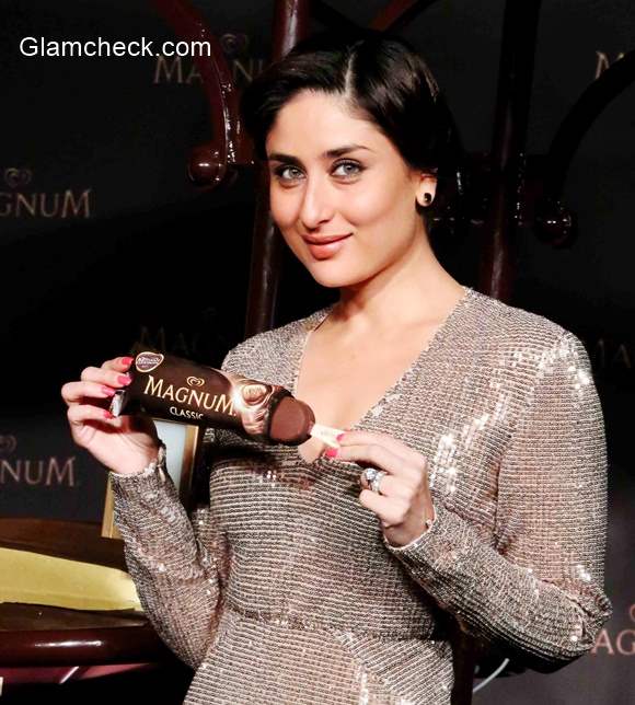 Kareena Kapoor in Ports 1961 during the New Delhi launch of Magnum ice-creams
