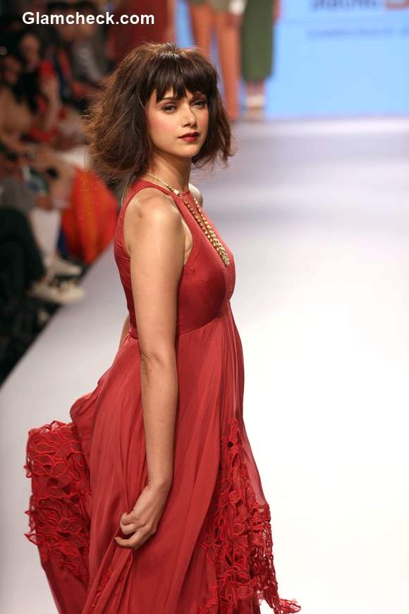 Aditi Rao Hydari Lakme Fashion Week Summer Resort 2015 pics