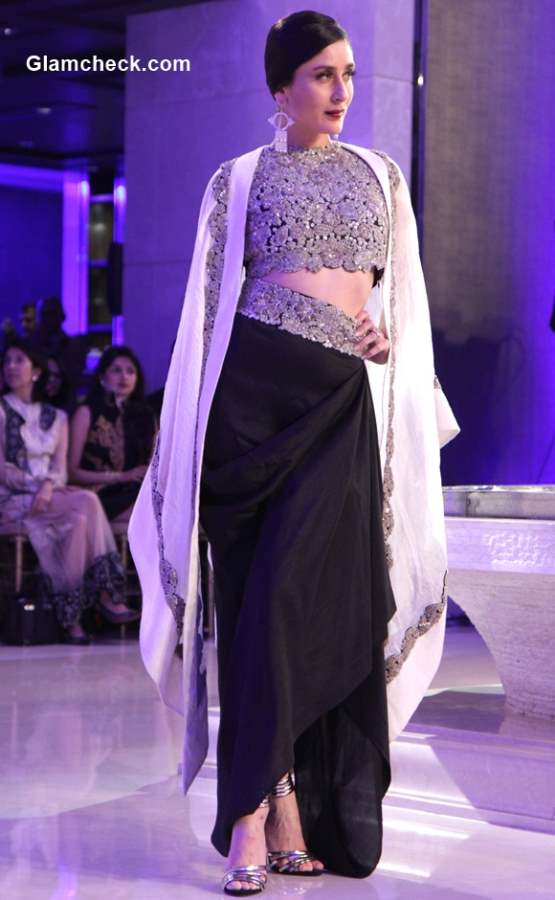 Kareena Kapoor Khan at the LFW Summer Resort 2015