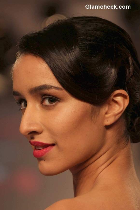 Shraddha Kapoor walks the ramp for the Lakmé Absolute 