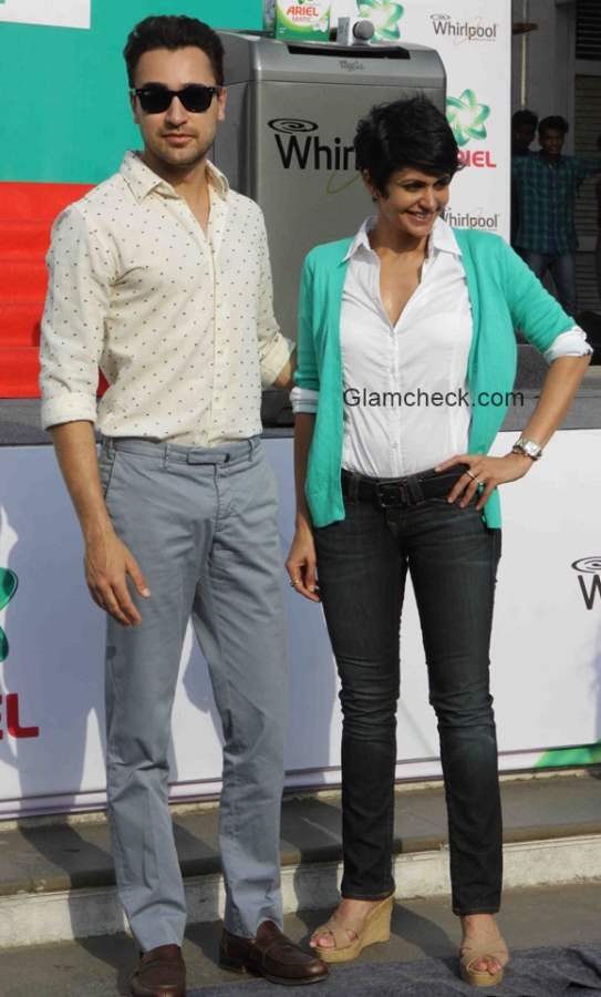 Imran and Mandira at Ariel Share the Load event