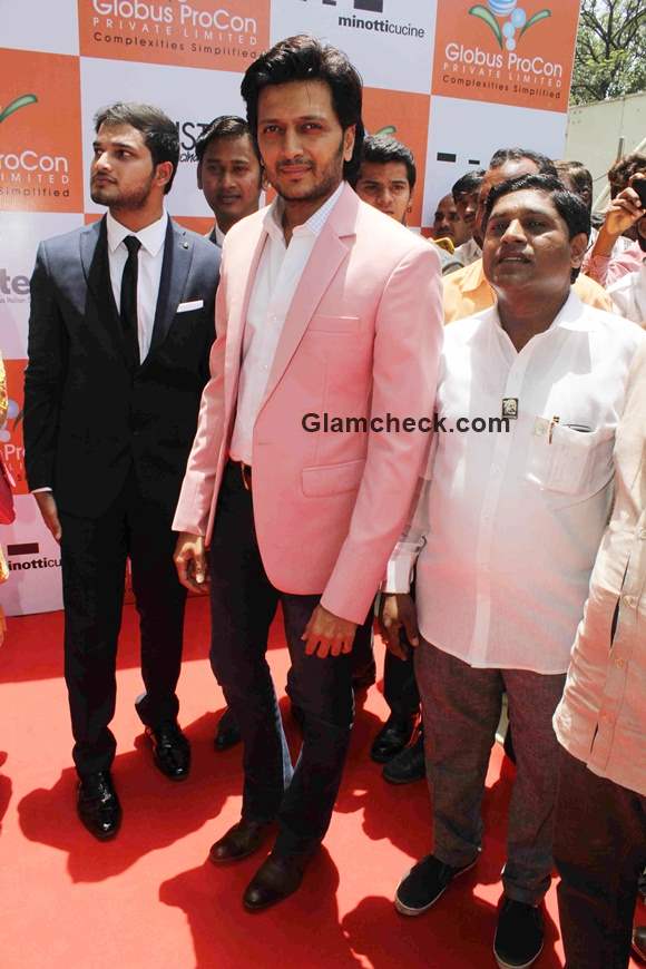 Riteish Deshmukh at the showroom launch of Globus ProCon Company