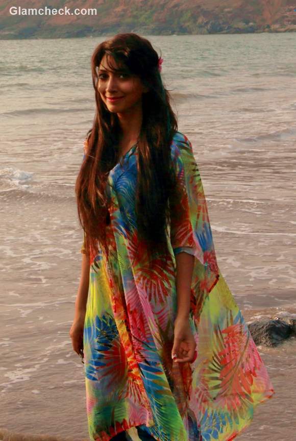 Summer Beach Outfit - Kaftan - Indian Youtuber