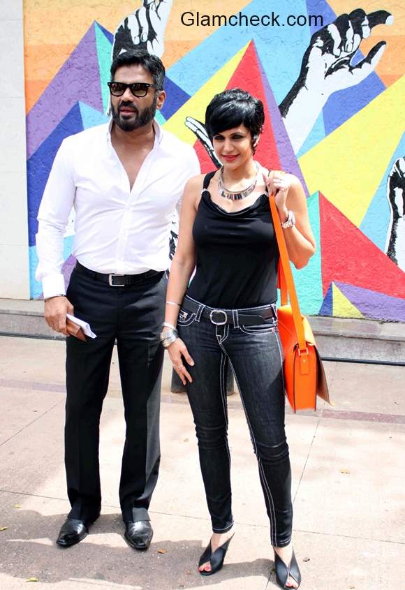 Mandira Bedi and Suniel Shetty launch Street Smart, Street Safe campaign