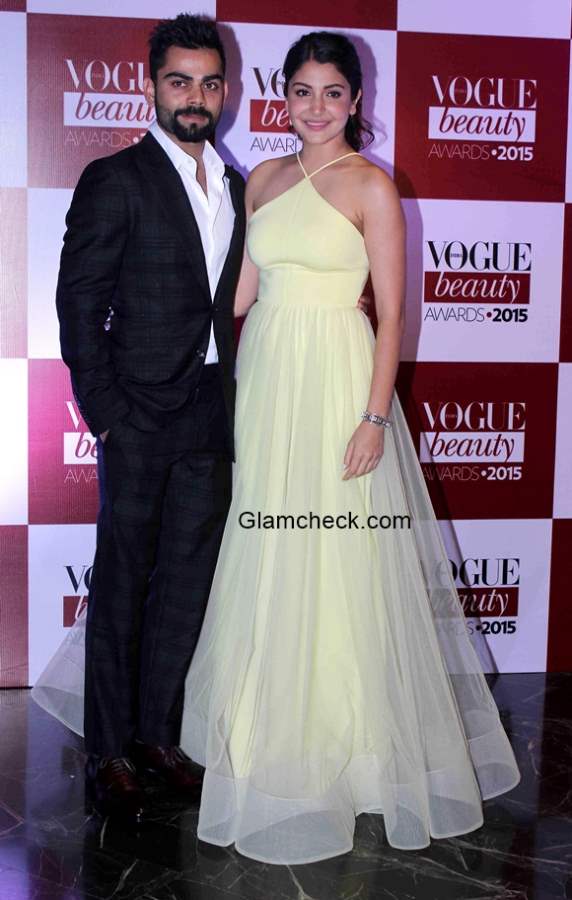 Virat Kholi Anushka Sharma at Vogue India Beauty Awards 2015