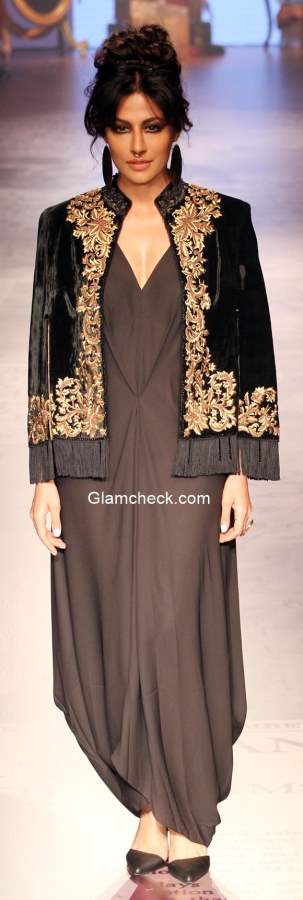 Chitrangada Singh for Tarun Tahiliani LFW Winter-Festive 2015