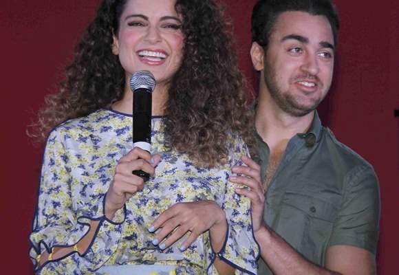Kangana and Imran visit Sophia College to promote film Katti Batti