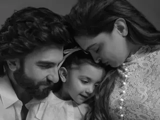 Deepika Pregnancy Photoshoot Family Photos Daughter Dua