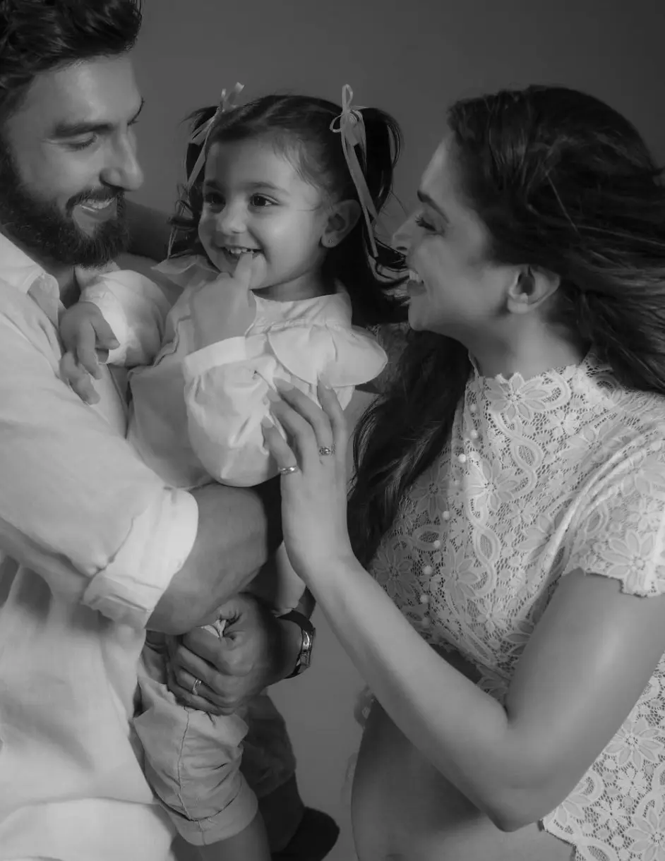 Deepika Ranveer Family Photoshoot daughter Dua