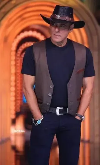 Salman Khan Cowboy Look Bigg Boss 20 Shoot First Look