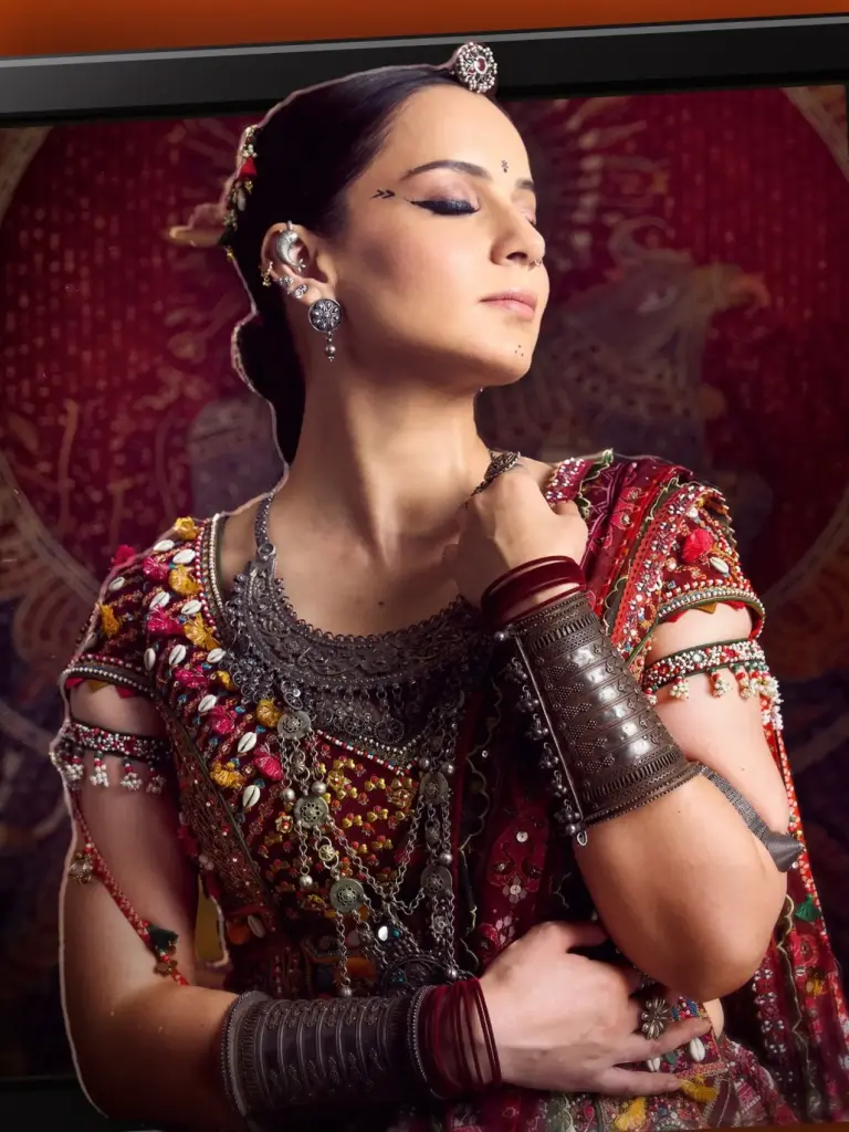 Kangana Ranaut Torani Lehenga for Navratri Celebrations 2026 pics
