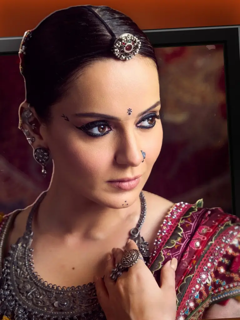 Kangana Ranaut 2026 Torani Lehenga for Navratri Celebrations pics