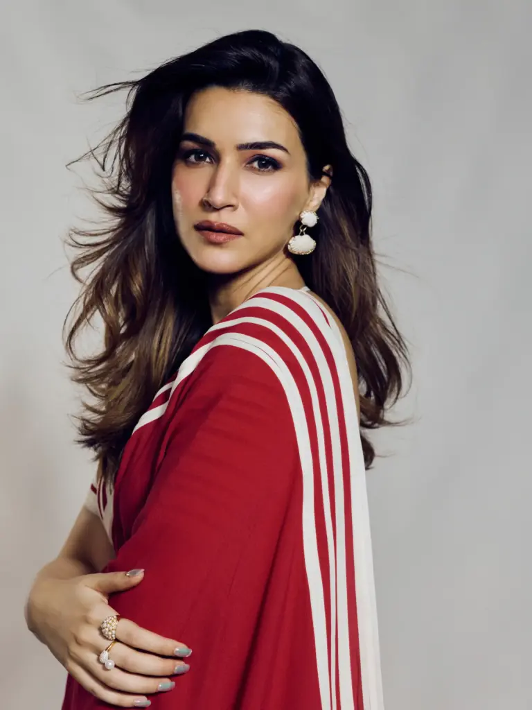 Kriti Sanon Striped red saree by Bodice NDTV World Summit 2026