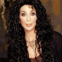 Cher to undergo surgery for old foot injury
