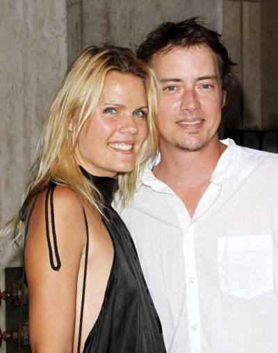 Jason London gets engaged