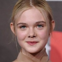 Elle Fanning hairstyle makeup 2011 Critics Choice Awards