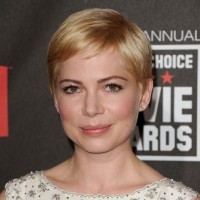 michelle williams hairstyle makeup 2011 Critics Choice Awards