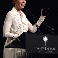 Nicole Kidman presented with Vanguard Award