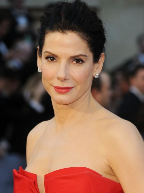 Sandra Bullock hairstyle  2011 Oscars Red Carpet