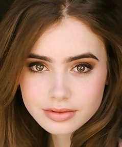 Lily Collins to play Snow White