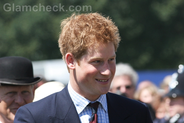 Prince-Harry-parts-eays-with-model-girlfriend