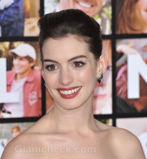 Hathaway to Co-Star in Les Miserables