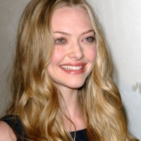 Panic Attacks Cause Seyfried to Seek Therapy