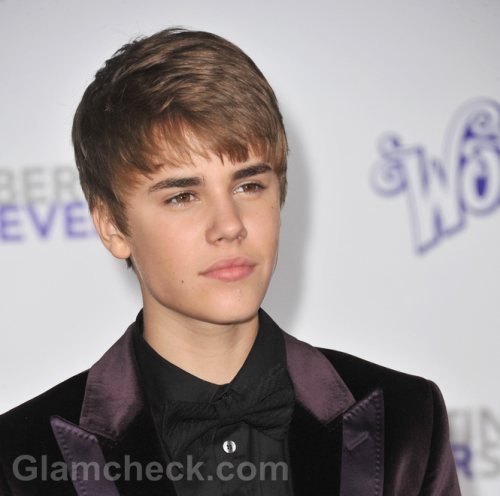 Bieber Christmas Album Rocks Us Charts