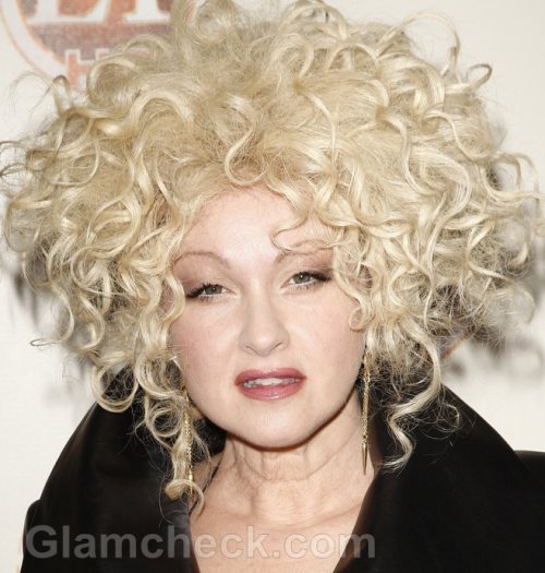 Cyndi Lauper Honored for Charity Work