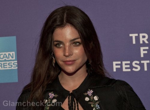 Julia Restoin-Roitfeld Pregnant With First Baby