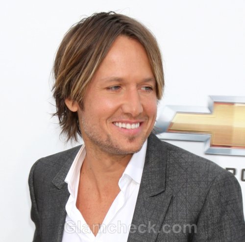 Keith Urban Throat Surgery Successful