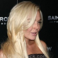 Lindsay Lohan Banned From Homeless Shelter