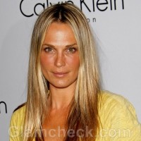 Molly Sims Expecting First Baby