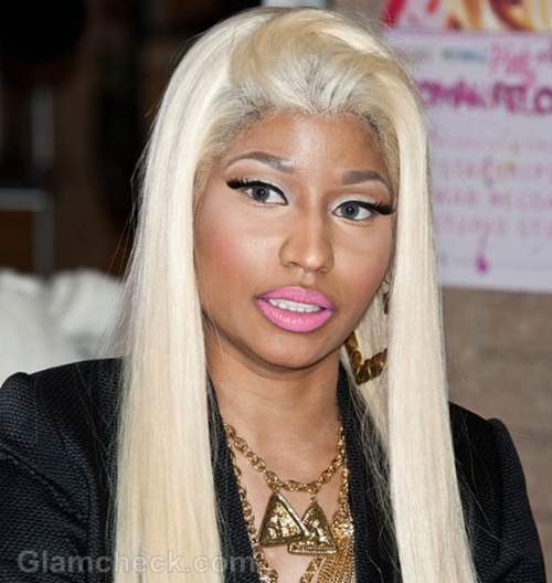 Music leak causes nicki minaj delete twitter account