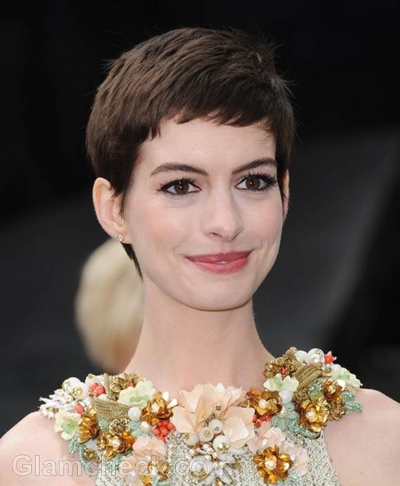 Anne Hathaway pixie hair