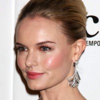 Kate Bosworth Polish Engaged