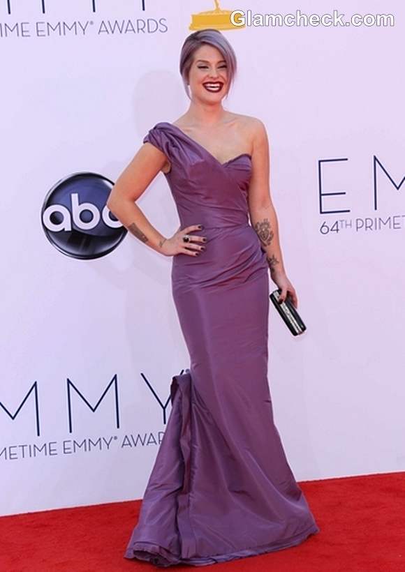 Kelly Osbourne Purple gown Emmy Awards 2012