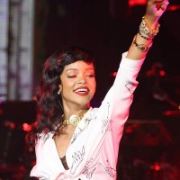 Rihanna Performs Last Leg of 777 Tour