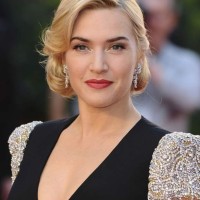 Kate Winslet shares Beauty Products with Daughter Mia