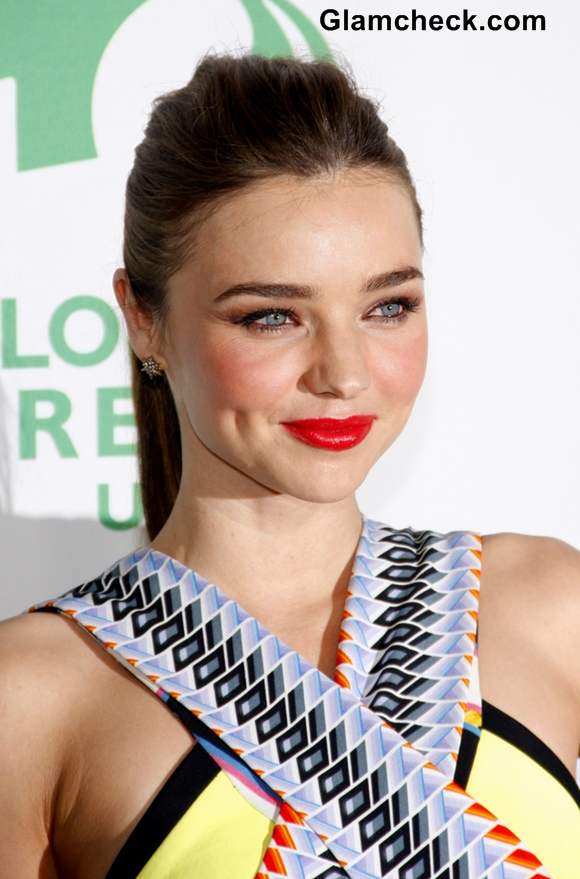 Miranda Kerr still recovering from back injury