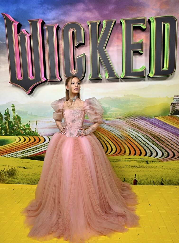 Ariana Grande Channels Glinda at Wicked Premiere in Sydney