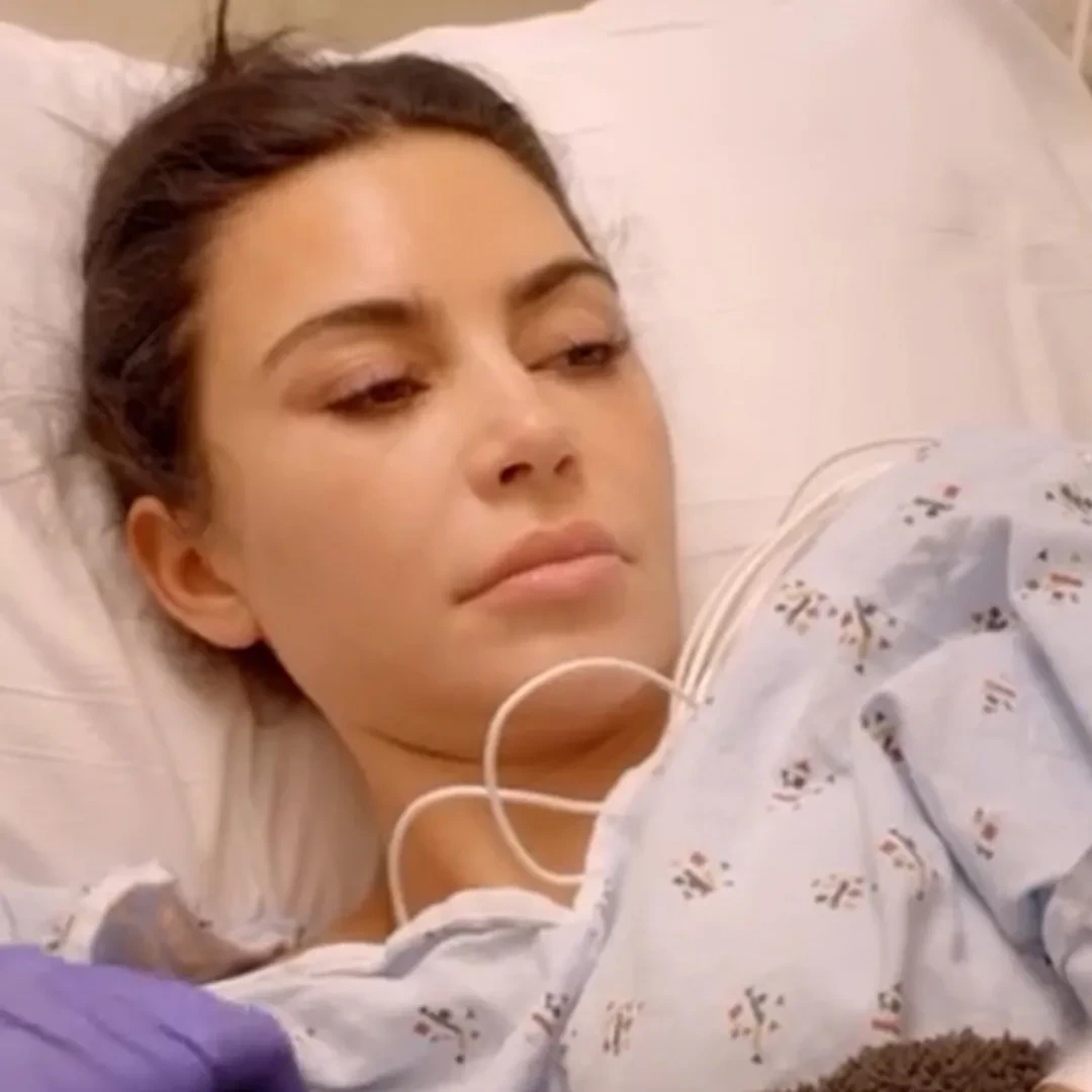 Kim Kardashian Reveals Esophagitis Diagnosis in Emotional Kardashians Trailer