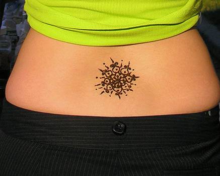 Henna tattoo 