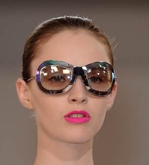 huge edgy sunglasses trend spring 2011 Jil Sander