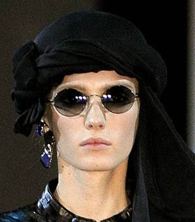 round sunglasses trend spring 2011 Armani